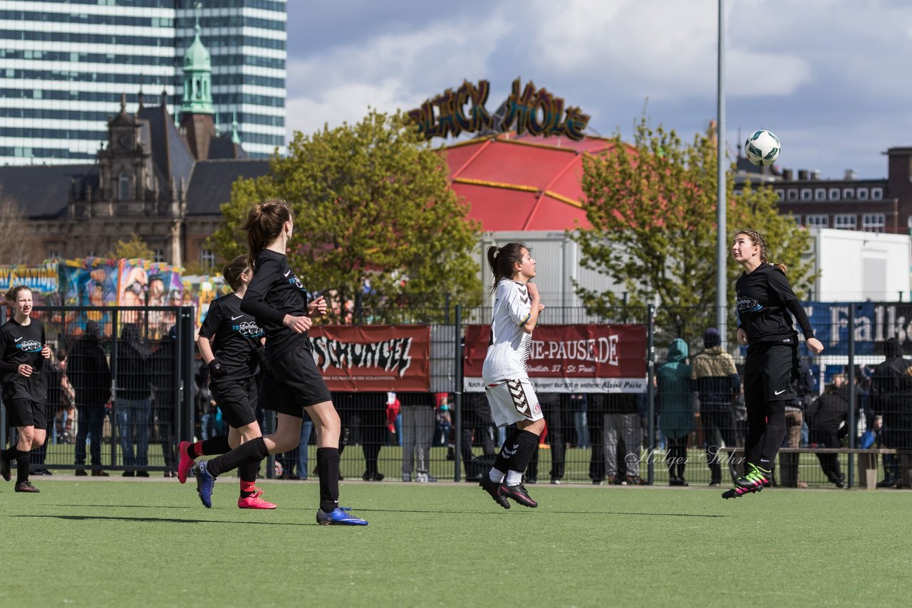 Bild 94 - B-Juniorinnen St.Pauli - C-Juniorinnen SV Steinhorst : Ergebnis: 1:2